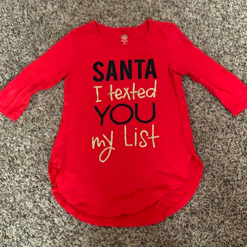 EUC red 3/4 sleeve Santa shirt size m